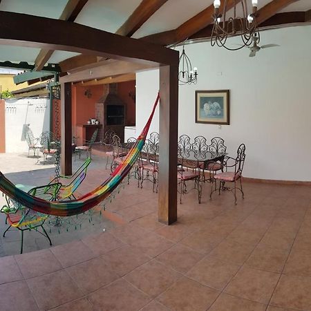 Lili'S Hostel Санта Крус де ла Сиера Екстериор снимка